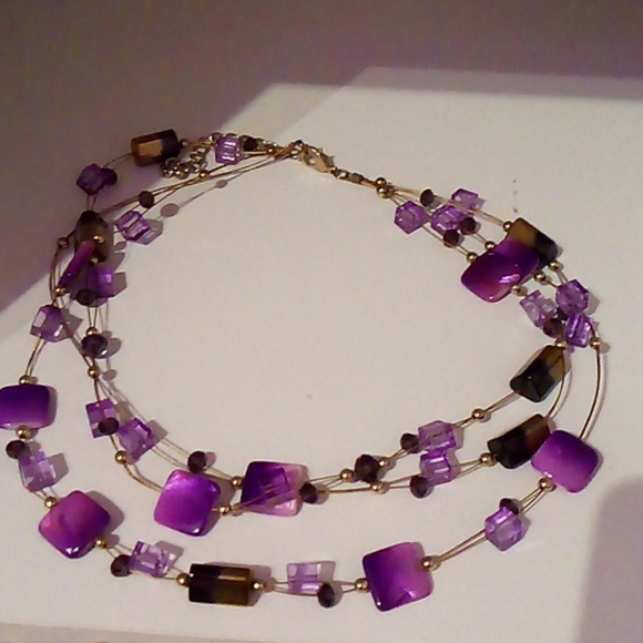 Necklace - Picture 1 of 1